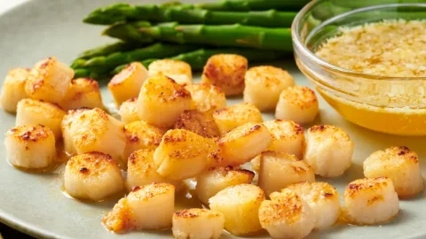 Broiled Scallops