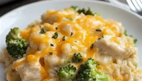 Cheesy Chicken Broccoli Rice Casserole