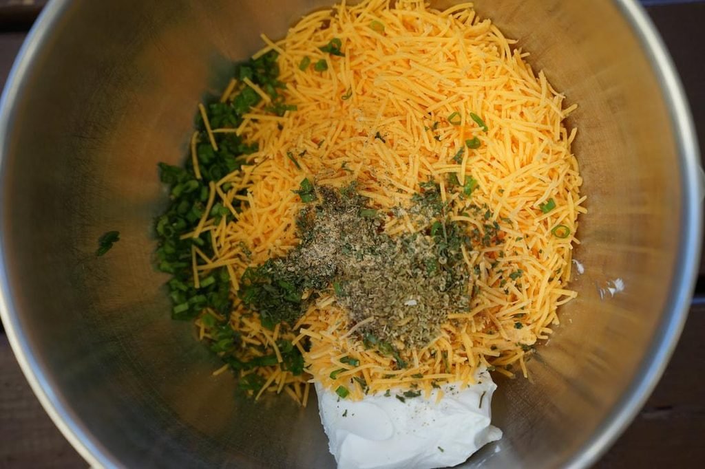 Christmas Cheese Ball 